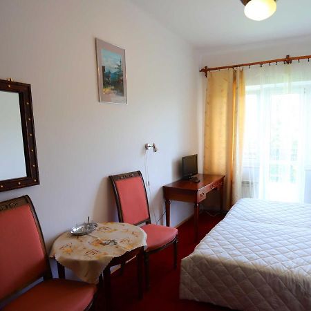 Domy Wczasowe Tryumfy Bed & Breakfast Krynica Zdroj Bagian luar foto
