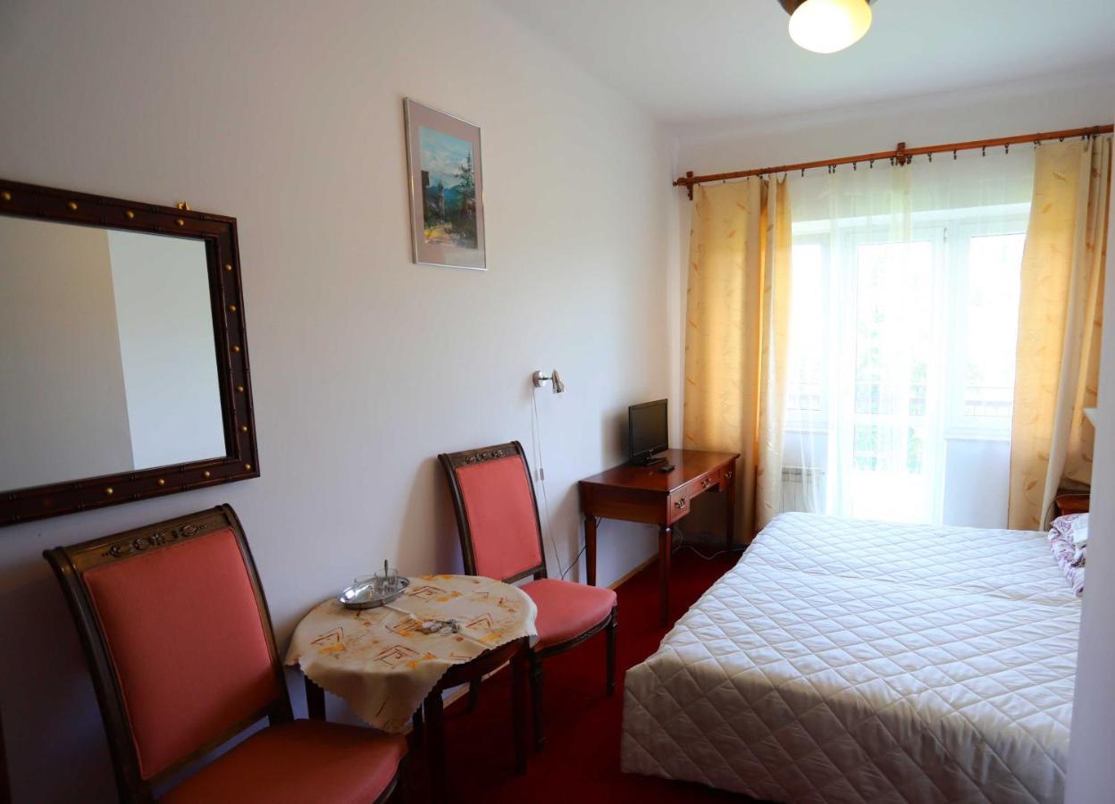 Domy Wczasowe Tryumfy Bed & Breakfast Krynica Zdroj Bagian luar foto