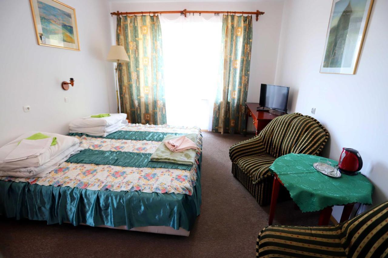Domy Wczasowe Tryumfy Bed & Breakfast Krynica Zdroj Bagian luar foto