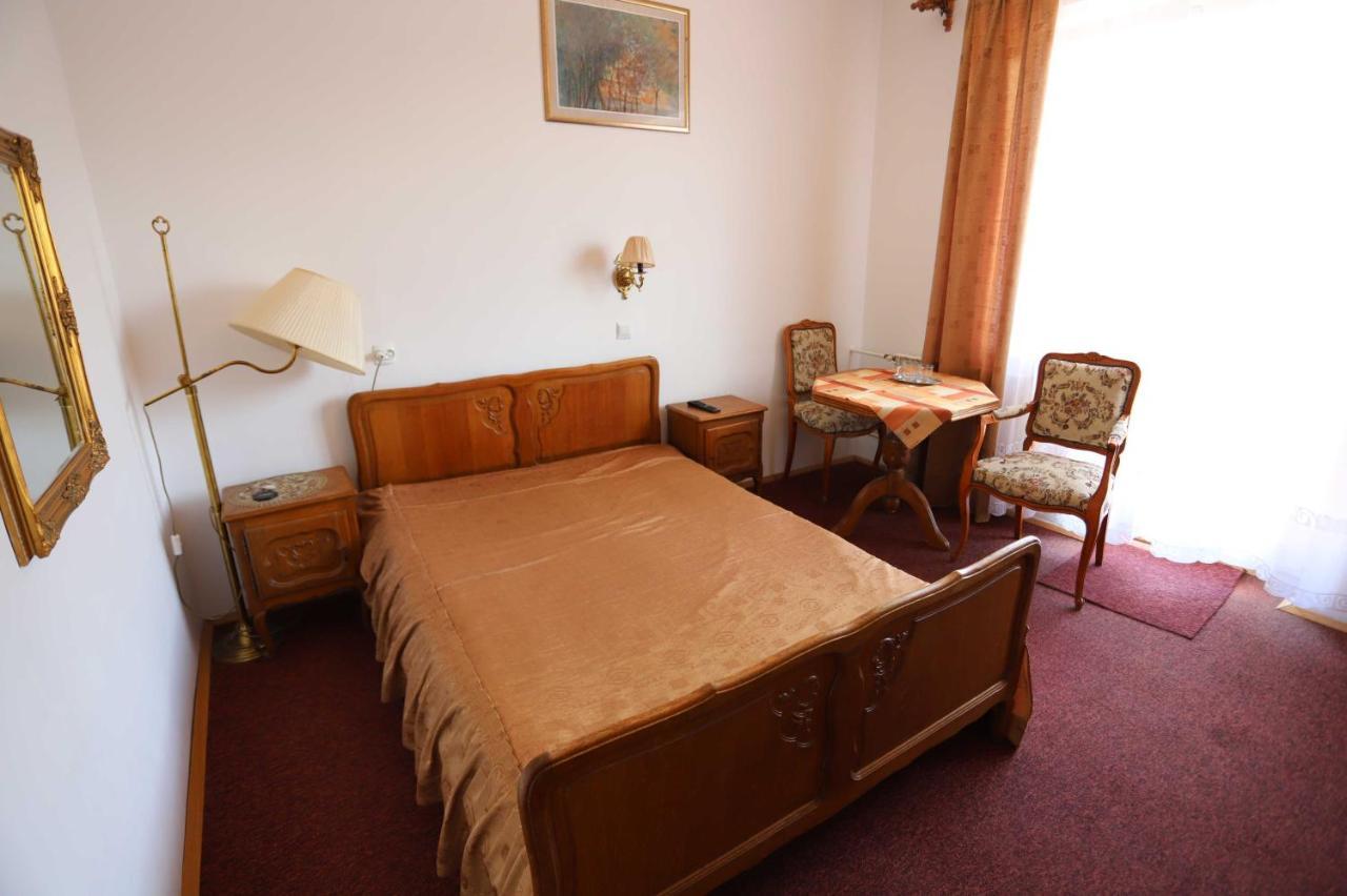 Domy Wczasowe Tryumfy Bed & Breakfast Krynica Zdroj Bagian luar foto