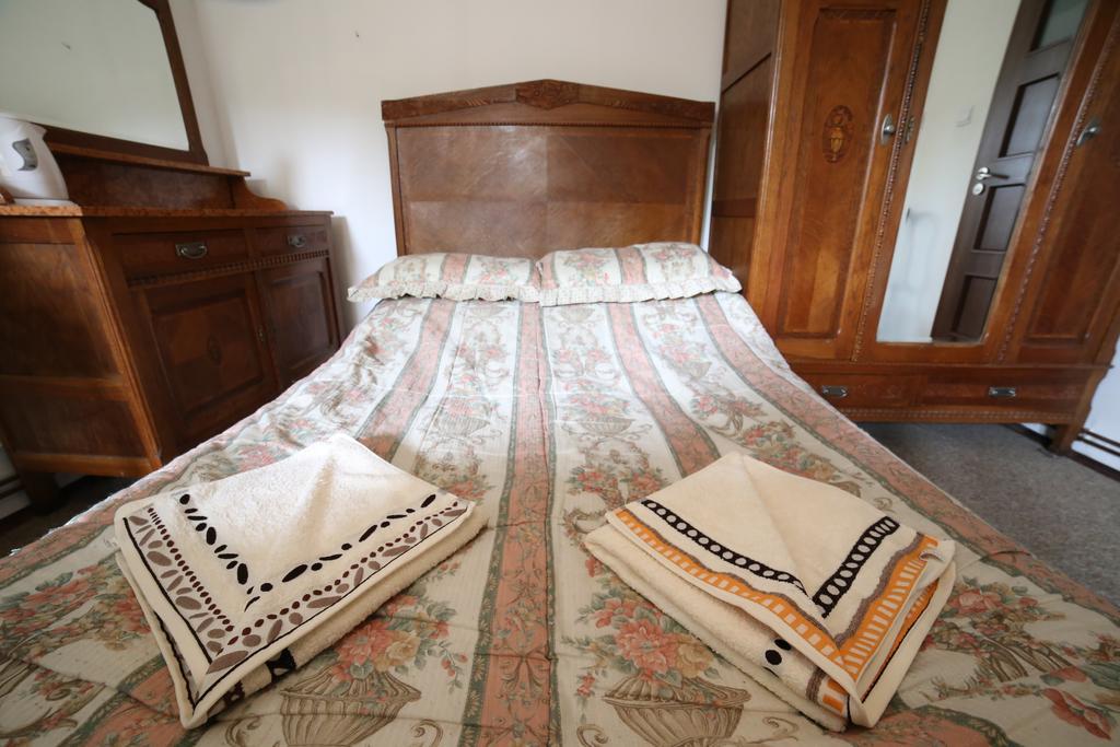 Domy Wczasowe Tryumfy Bed & Breakfast Krynica Zdroj Ruang foto