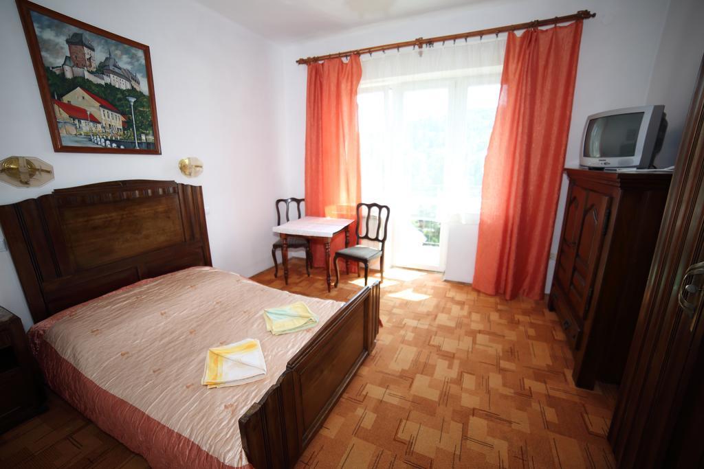Domy Wczasowe Tryumfy Bed & Breakfast Krynica Zdroj Ruang foto