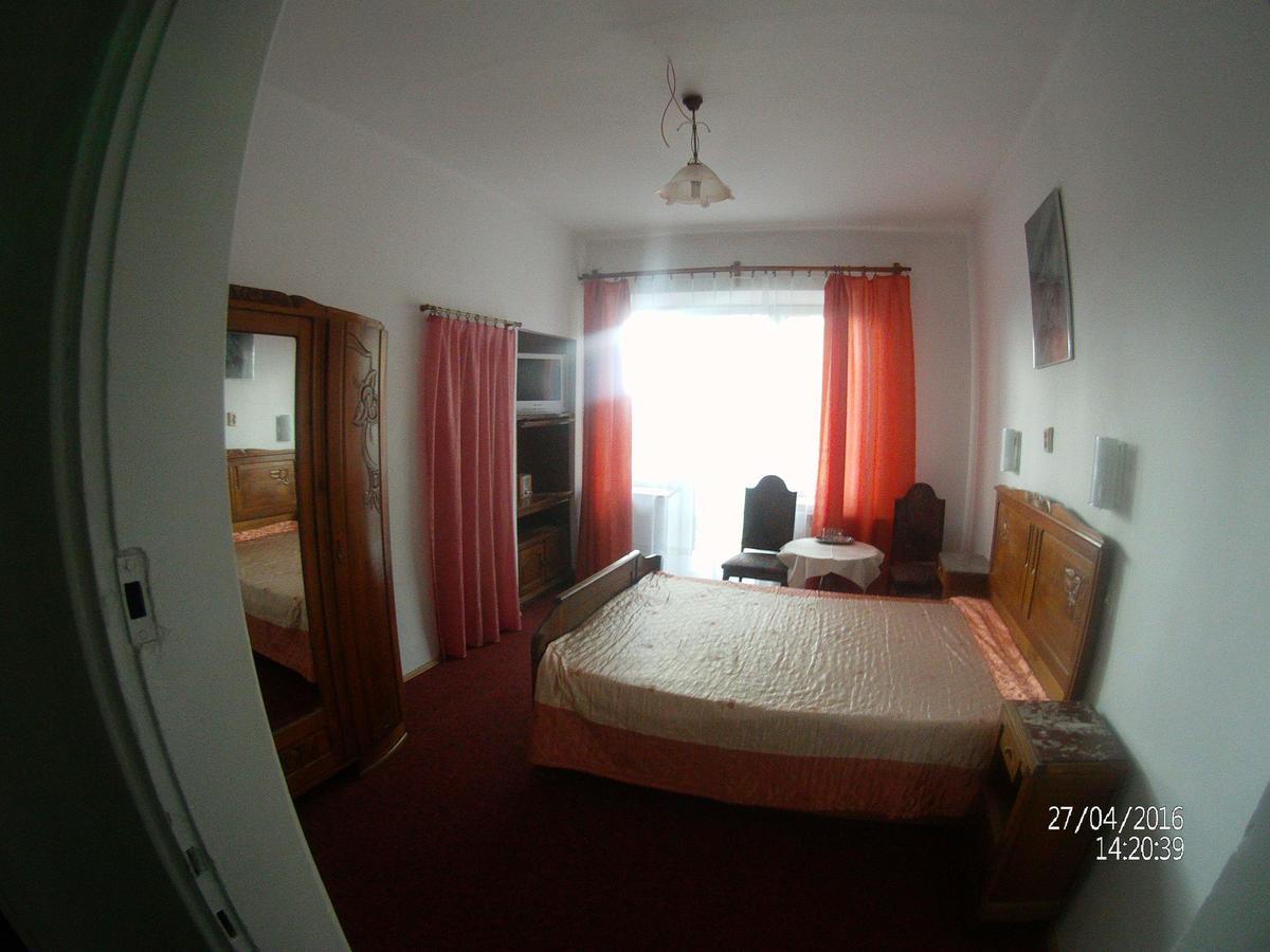 Domy Wczasowe Tryumfy Bed & Breakfast Krynica Zdroj Bagian luar foto